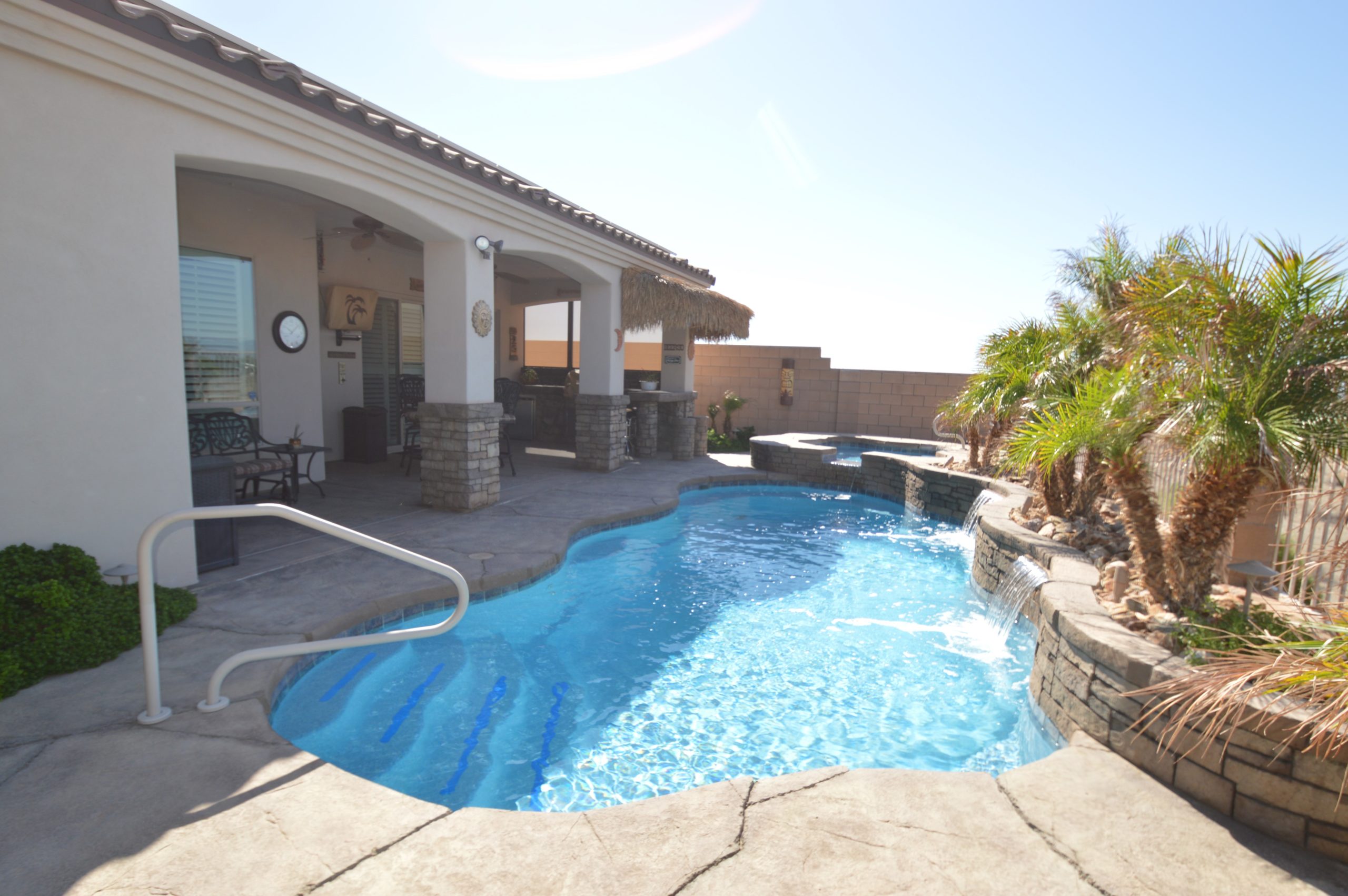 freeform fiberglass pool 10+ years old freeform fiberglass pool 10+ years old