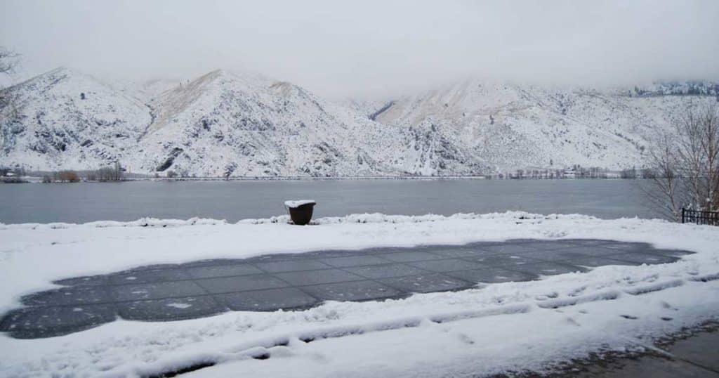 Winter Pool Cover Care Tips