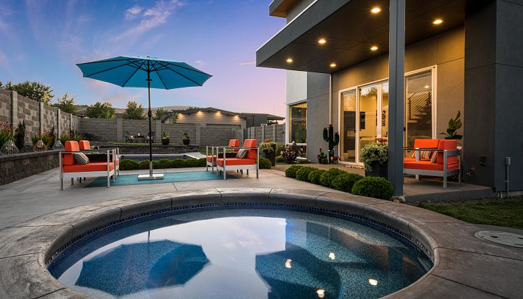 Can a Spa be Added to a Pool After it is Built?